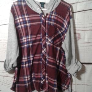 Women's sz 1X 3/4 sleeve button up shirt